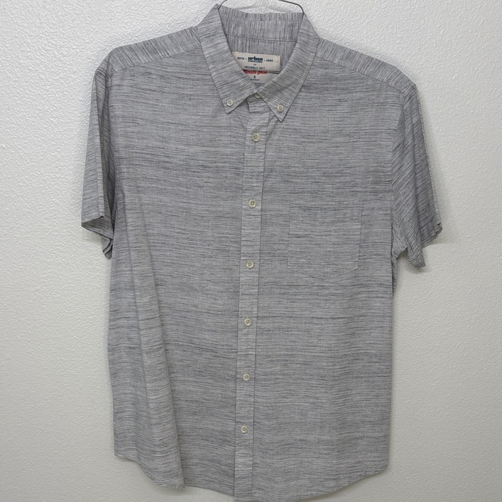 Urban Pipeline Light Gray Casual Button Down Shirt